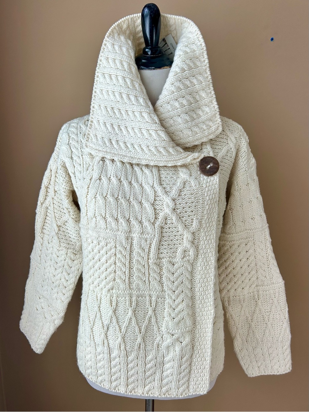 Blarney Woolen Mills One Button Aran Cardigan Irish Wool Fisherman Size S NWT - Picture 4 of 15